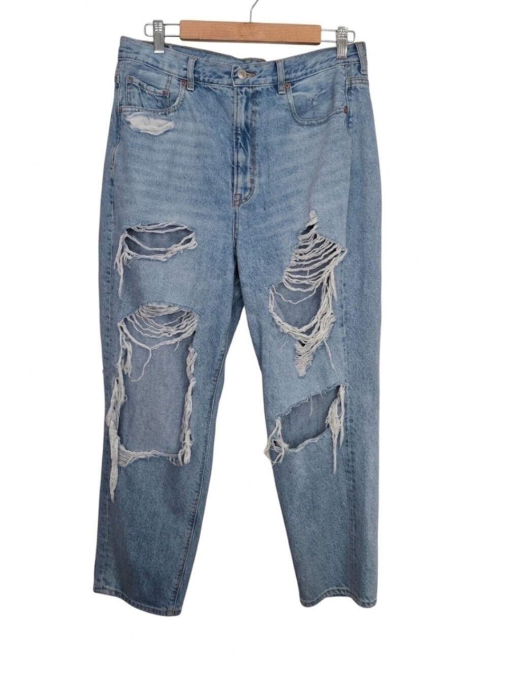 AEO distressed highest rise mom jeans‎